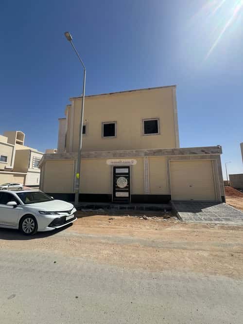 8 bedroom villa in Al Janadriyah