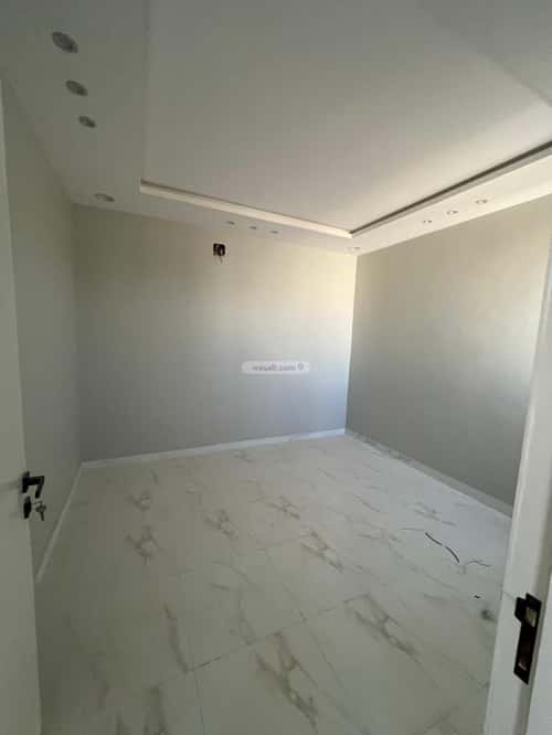 فيلا 215 متر مربع شمالية شرقية على شارع 15م الجنادرية، شرق الرياض، الرياض