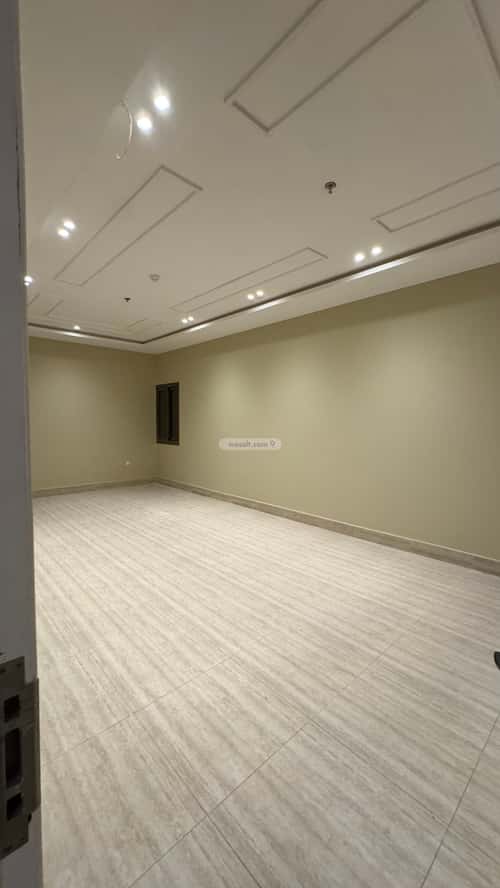 شقة 143 متر مربع ب 3 غرف الحمراء، الخبر