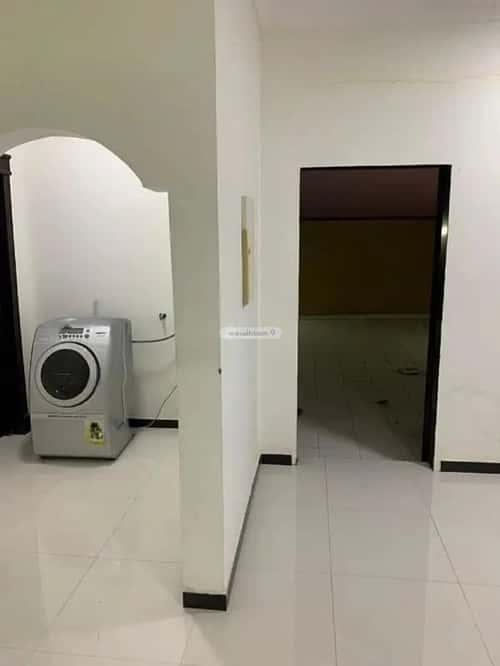 فيلا 390 متر مربع واجهة غربية ب 4 غرف ظهرة لبن، غرب الرياض، الرياض