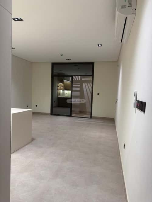 Villa 216 SQM Facing South with 5 Bedrooms Ar-Rimal, East Riyadh, Riyadh