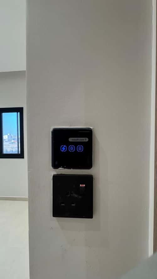 شقة 206 متر مربع ب 5 غرف ضاحية الملك فهد، الدمام