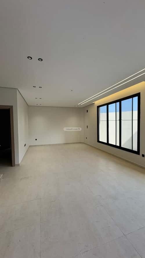 Apartment 206 SQM with 5 Bedrooms King Fahad Dist, Aldammam