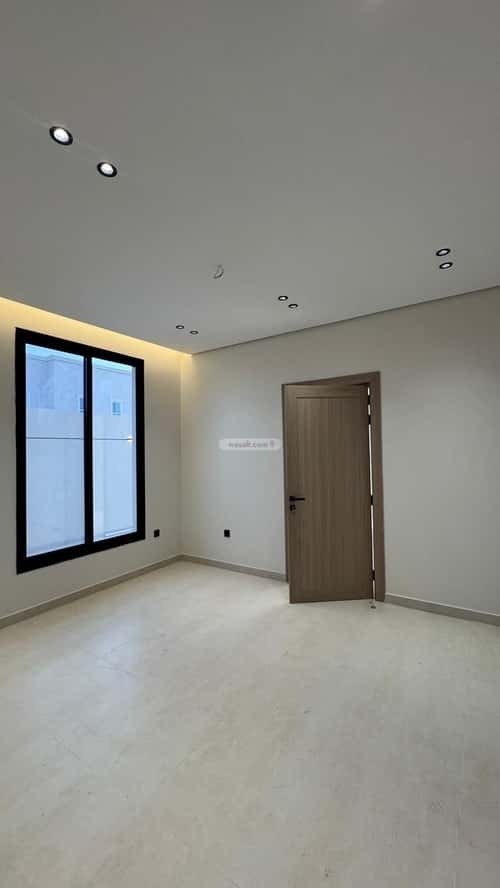 شقة 206 متر مربع ب 5 غرف ضاحية الملك فهد، الدمام