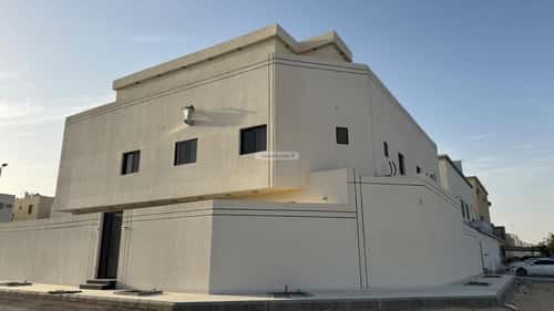 Apartment 206 SQM with 5 Bedrooms King Fahad Dist, Aldammam