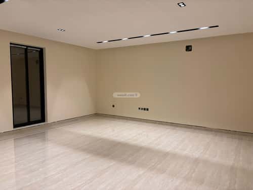 فيلا 303 متر مربع غربية على شارع 18م السيف، الدمام