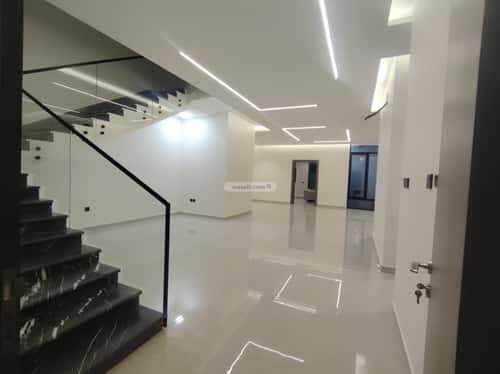 فيلا 300 متر مربع شرقية على شارع 20م السيف، الدمام