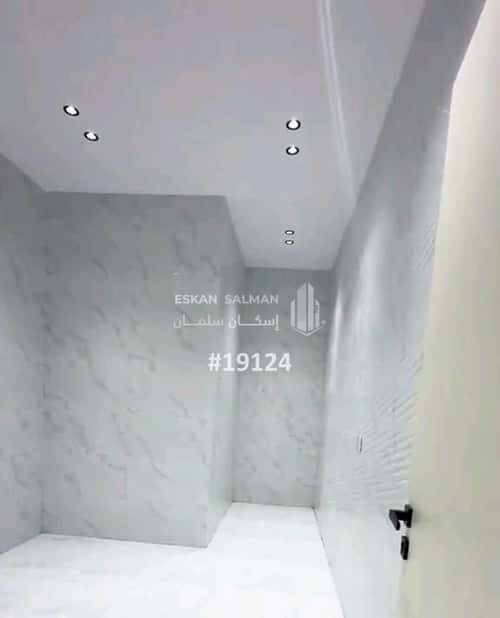 شقة 237 متر مربع ب 7 غرف الروابي، أبها