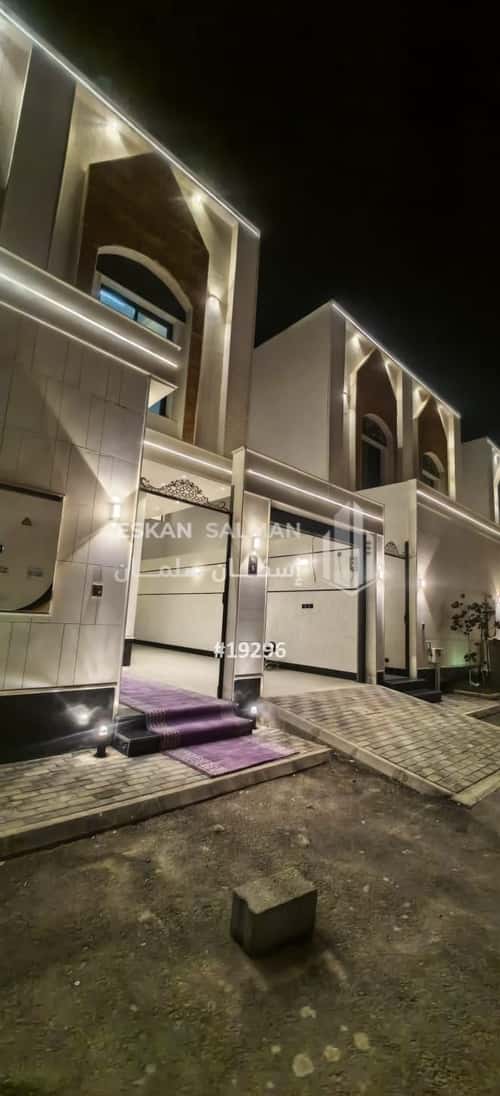 فيلا 270 متر مربع شمالية على شارع 18م الجنادرية، شرق الرياض، الرياض