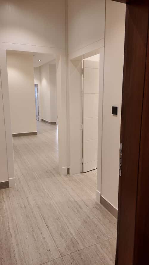 شقة 140 متر مربع ب 3 غرف الحمراء، الخبر