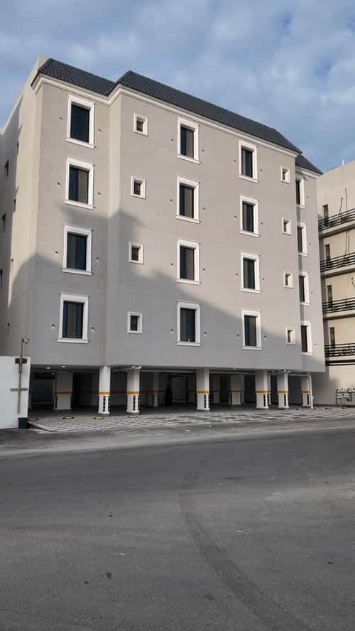 شقة 140 متر مربع ب 3 غرف الحمراء، الخبر