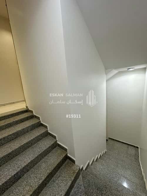 دور 201 متر مربع ب 6 غرف الجنادرية، شرق الرياض، الرياض