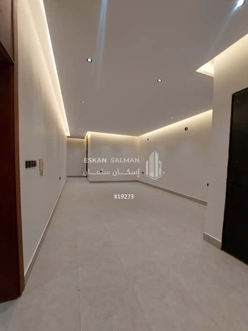 Floor 172 SQM with 5 Bedrooms Al-Janadriyah, East Riyadh, Riyadh