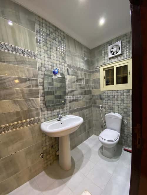 Apartment 214 SQM with 4 Bedrooms Al Nuzha, North Jeddah, Jeddah