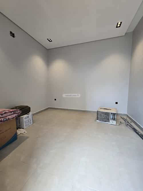 فيلا 312 متر مربع غربية على شارع 15م الرمال، شرق الرياض، الرياض