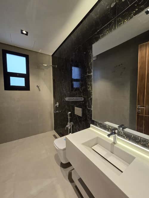 فيلا 312 متر مربع غربية على شارع 15م الرمال، شرق الرياض، الرياض