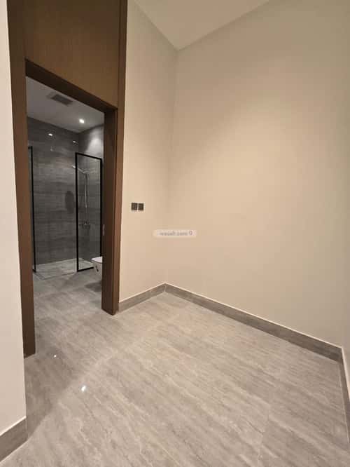 5 bedroom floor in Al Rimal