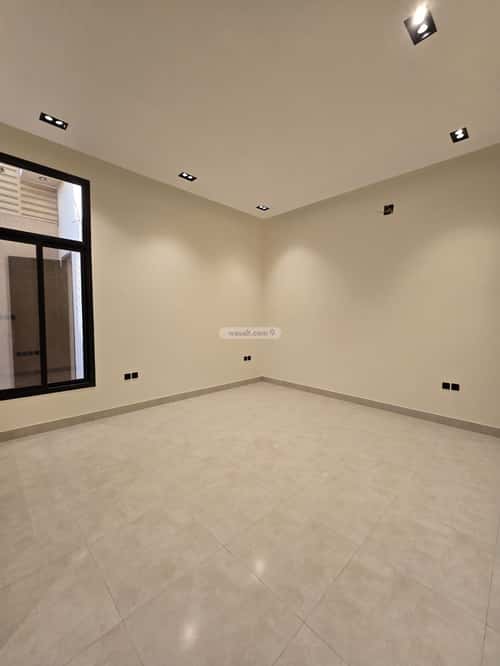 Floor 190 SQM with 5 Bedrooms Al-Muanisiyah, East Riyadh, Riyadh