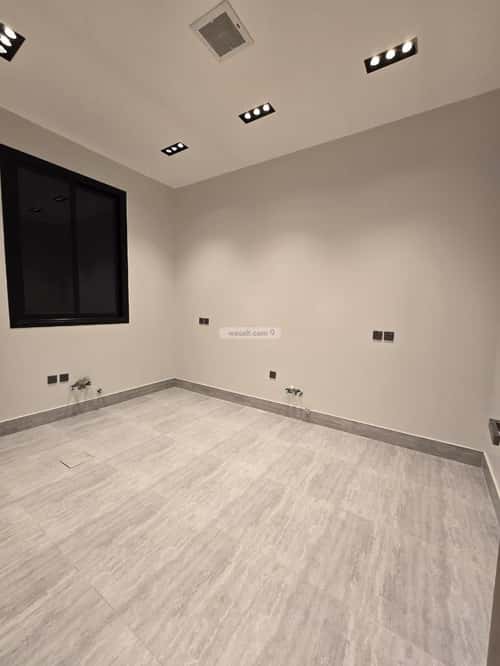 Floor 175 SQM with 5 Bedrooms Ar-Rimal, East Riyadh, Riyadh