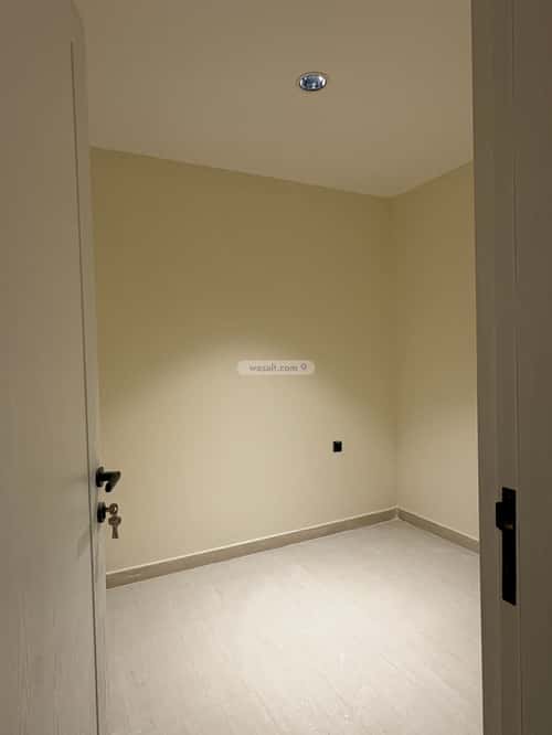 Apartment 165 SQM with 5 Bedrooms Al Shooalah, Aldammam