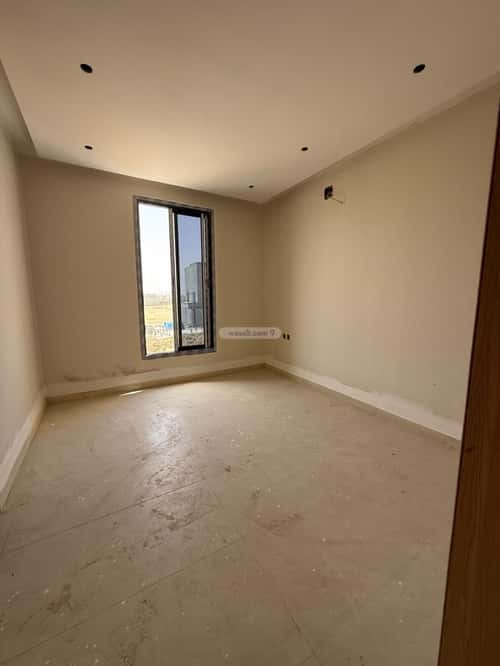 فيلا 300 متر مربع جنوبية على شارع 18م المرجان، شرق الرياض، الرياض