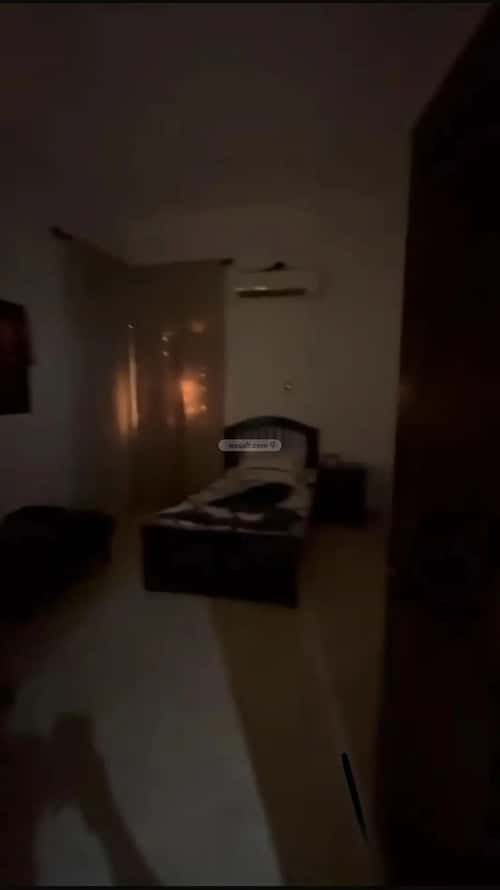 Apartment 239 SQM with 6 Bedrooms Al Nawras, Aldammam