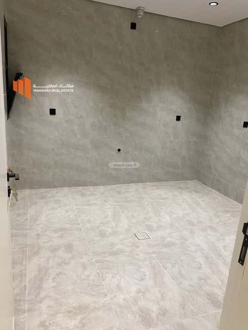 شقة 160 متر مربع ب 3 غرف الحمراء، الخبر