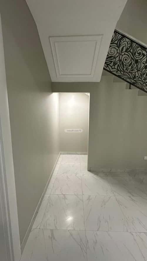 Villa 424 SQM Facing East with 4 Bedrooms Al Aroobah, Aldammam