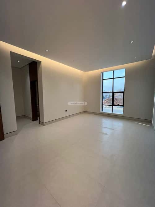 Villa 370 SQM Facing South on 20m Width Street Al-Mahdiyah, West Riyadh, Riyadh