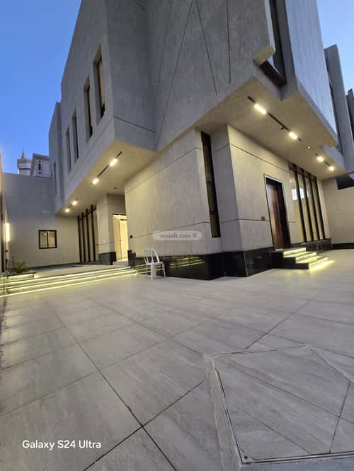 Villa 255 SQM Facing North East on 15m Width Street Al Alo'Lo', North Jeddah, Jeddah