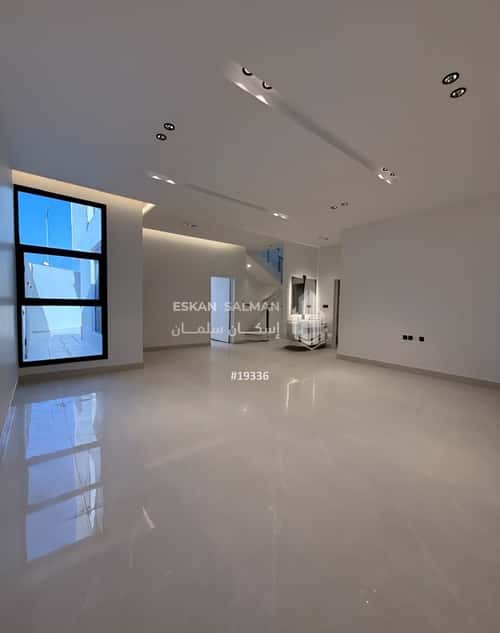 فيلا 250 متر مربع شمالية على شارع 20م الجنادرية، شرق الرياض، الرياض