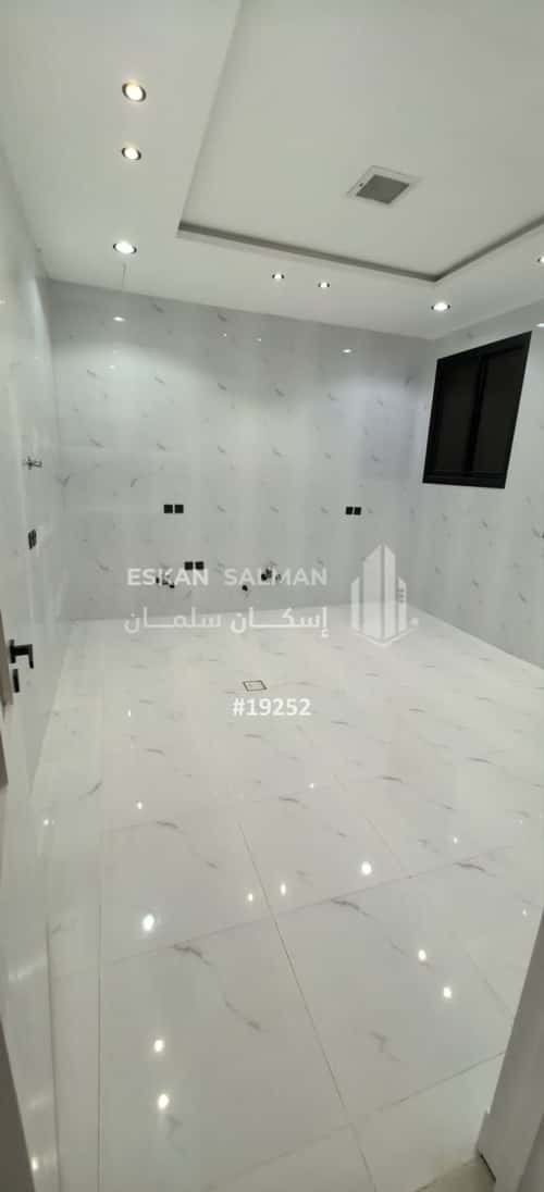 Floor 189 SQM with 6 Bedrooms Al-Janadriyah, East Riyadh, Riyadh