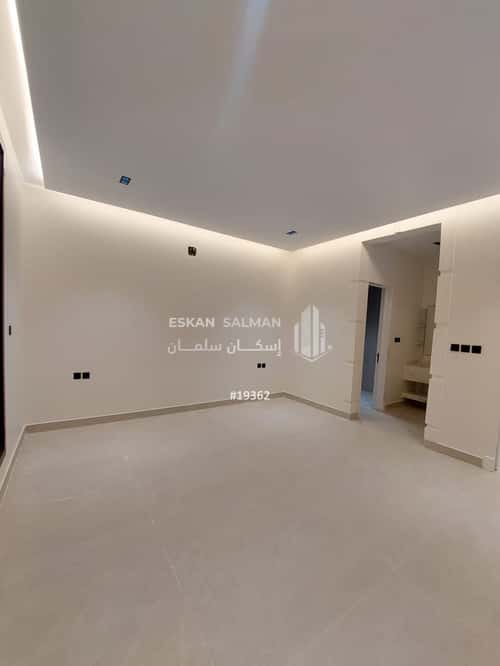 فيلا 375 متر مربع شرقية على شارع 15م الخليج، شرق الرياض، الرياض