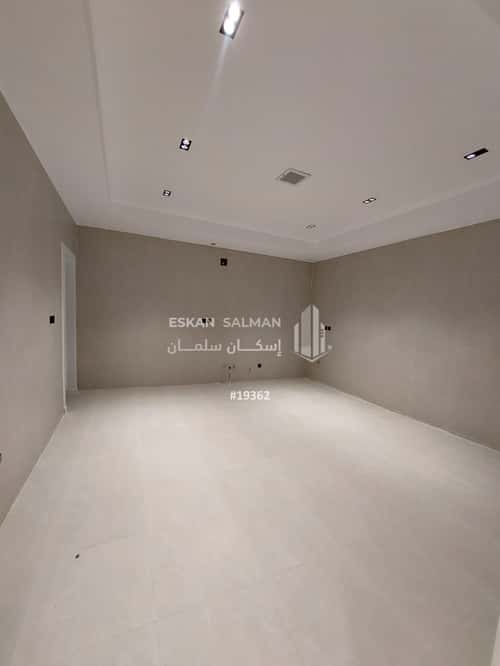 فيلا 13 غرف في الخليج