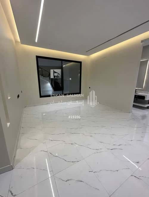 شقة 301 متر مربع ب 6 غرف ذلالة، خميس مشيط