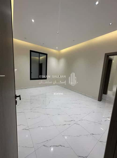 Apartment 301 SQM with 6 Bedrooms Dhahran, Khamis Mushait