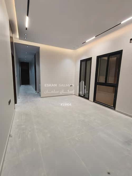 Floor 175 SQM with 5 Bedrooms Al-Janadriyah, East Riyadh, Riyadh