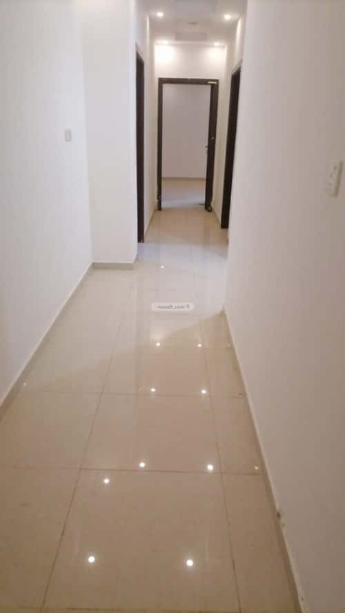 شقة 900 متر مربع ب 4 غرف البحيرات، شمال جدة، جدة