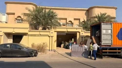 فيلا 895 متر مربع جنوبية غربية على شارع 18م أحد، الدمام