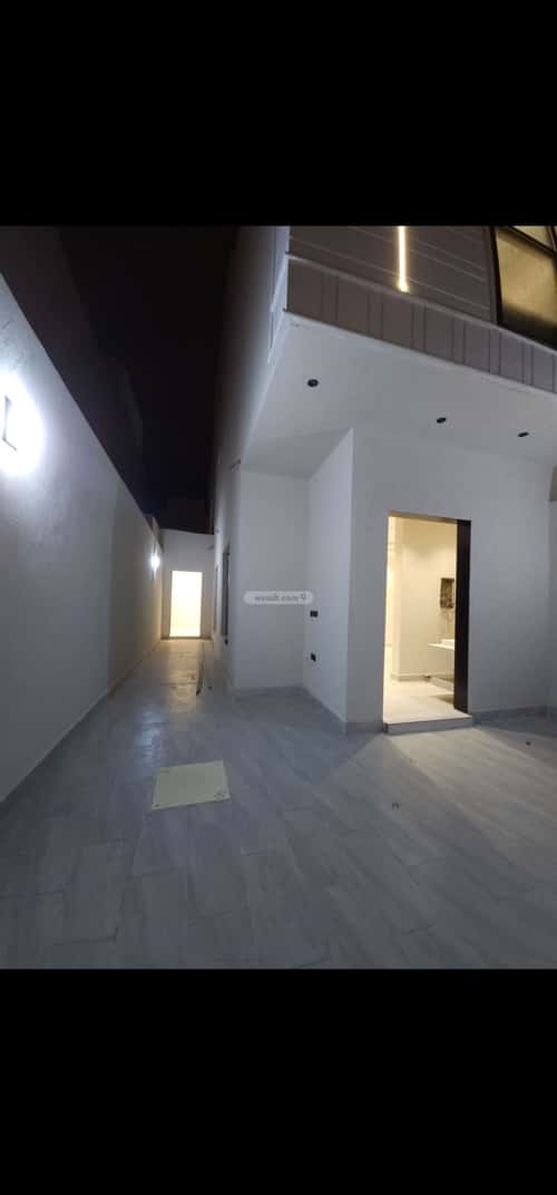 دور 169 متر مربع ب 6 غرف عكاظ، جنوب الرياض، الرياض