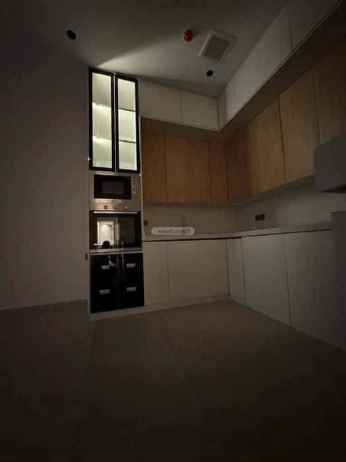 عمارة 106 متر مربع واجهة شرقية عرقة، غرب الرياض، الرياض