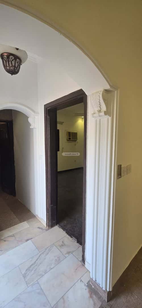 Villa 300 SQM Facing East on 15m Width Street Ar-Rabwah, Central Riyadh, Riyadh