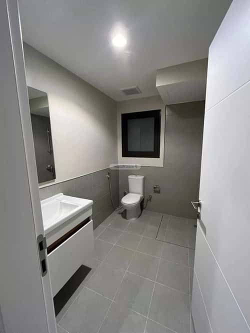 شقة 200 متر مربع ب 6 غرف الأصيل، جدة