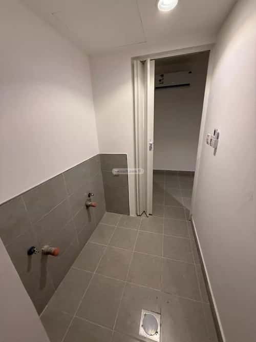 شقة 244 متر مربع ب 6 غرف الأصيل، جدة