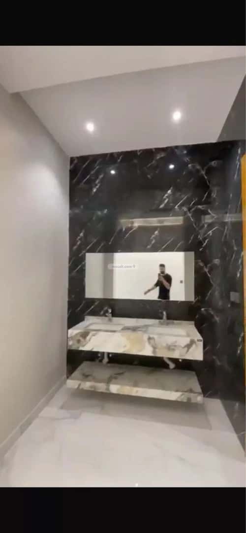 Apartment 218 SQM with 5 Bedrooms Al Swaryee, North Jeddah, Jeddah