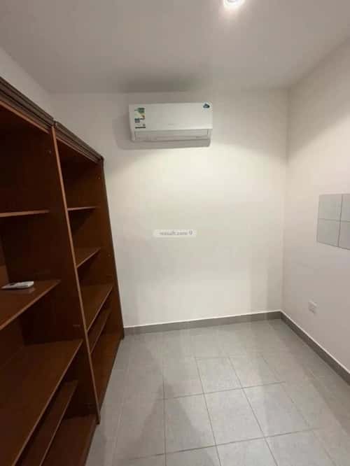 Apartment 240 SQM with 5 Bedrooms Al Malek Abdoulazez Airport, Jeddah