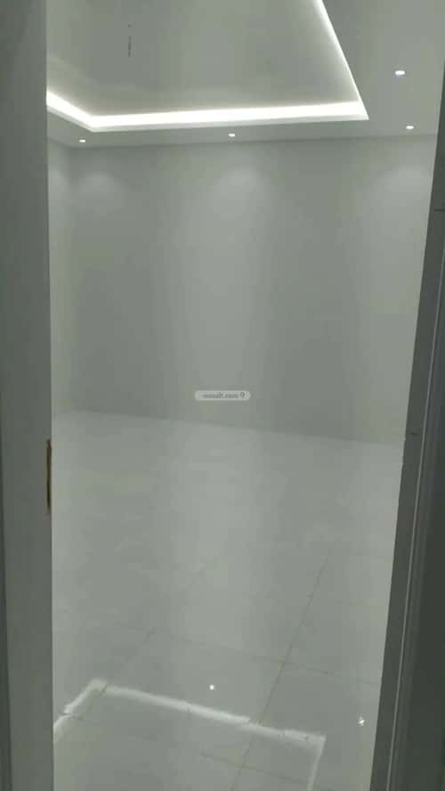 Villa 405 SQM Facing North with 6 Bedrooms Al Salyhyah, East Jeddah, Jeddah