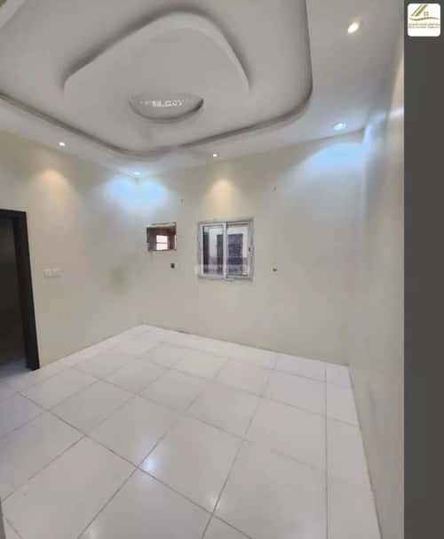 شقة 460 متر مربع بغرفتين الروضة، جازان