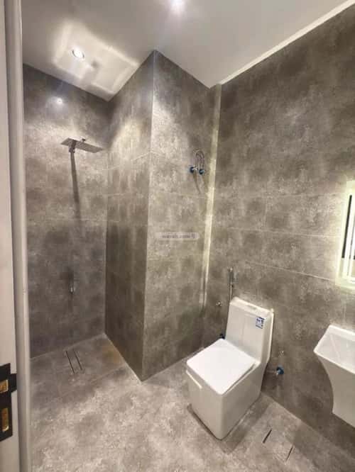 شقة 161 متر مربع ب 5 غرف حكومي1، شمال جدة، جدة