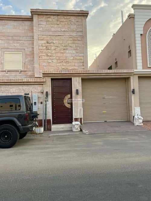 Villa 256 SQM Facing North on 15m Width Street Obhur Al Shamalyyah, North Jeddah, Jeddah